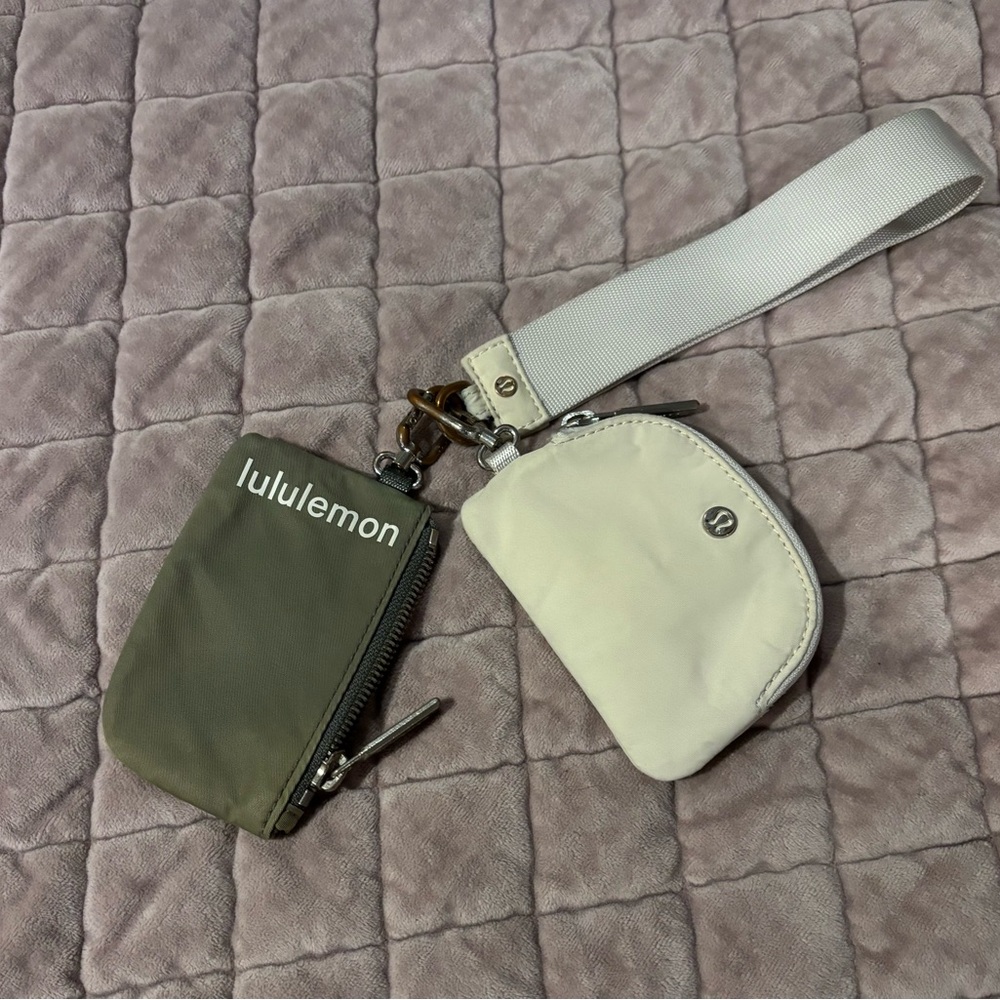 lululemon athletica Double Pouch Wristlet - Olive Green & Cream